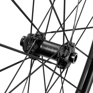 28|33 Carbon Aero Wheelset